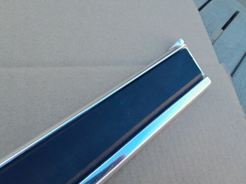1980-1986 Ford F150 F250 F350 OE Lower Bed Trim Molding Driver (LONGBED 8FT)