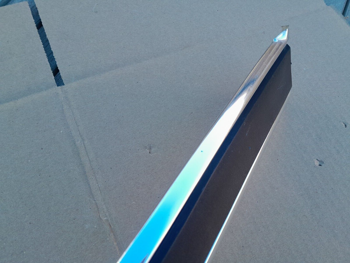 1980-1986 Ford F150 F250 F350 OE Lower Bed Trim Molding Driver (LONGBED 8FT)