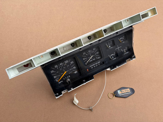 80-86 Ford F150 F250 F350 Bronco Instrument Cluster (93K)