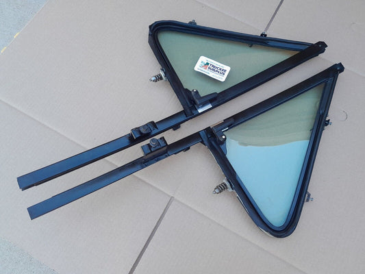 High-Quality Original Equipment (OE) Bullnose F-Series Vent Wing Window Assemblies for 1980 1981 1982 1983 1984 1985 1986 F-150 F-250 F-350 Bronco. Part Numbers E5TZ-1522297-A and E5TZ-1522296-A.