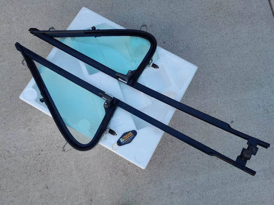 1975-1991 Ford E-SERIES Econoline Van OE Vent Wing Window Glass (PAIR)
