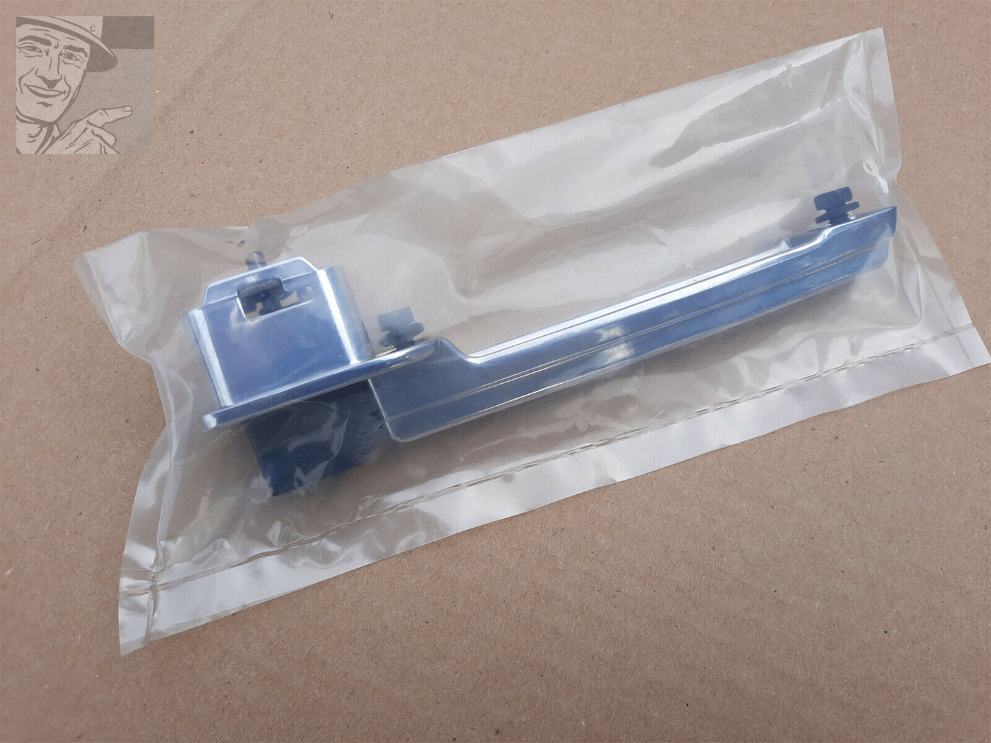 Door handle for 1971 1972 1972 1974 1975 1976 1977 1978 1979 1980 1981 1982 1983 1984 1985 1986 1987 1988 1989 1990 1991 1992 1993 1994 1995 1996 Chevrolet G10 G20 G30 Beauville Chevy Van Sportvan GMC G1500 G2500 G2500 Rally Vandura Magnavan. Part Number 335741.