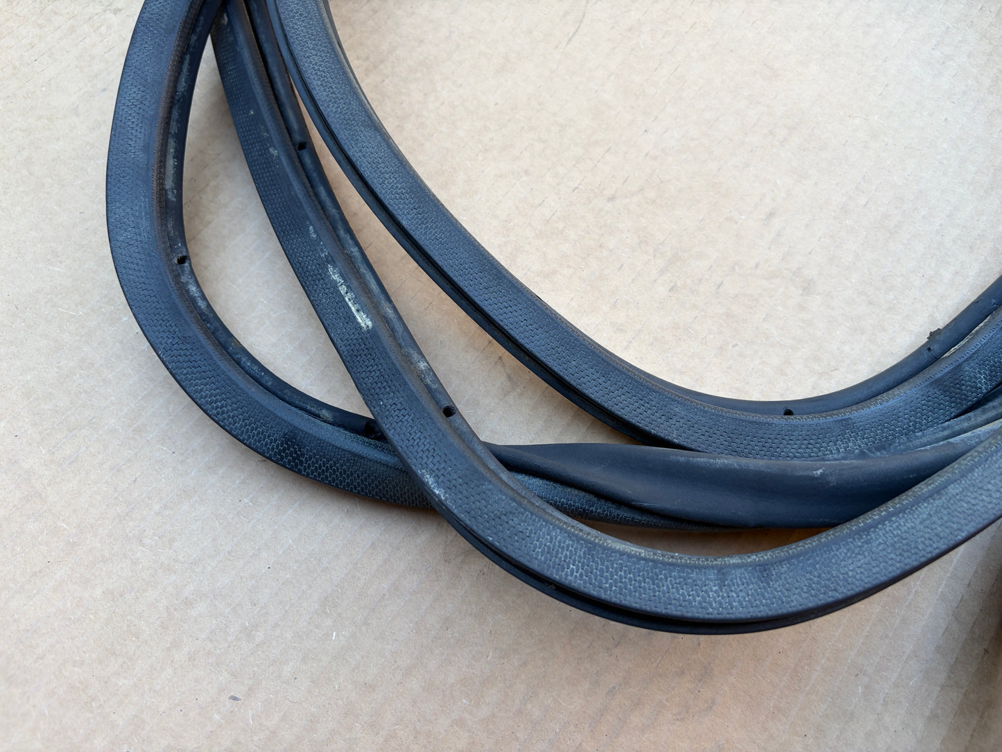 80-86 Ford F150 F250 Regular Cab OE Door Seals (EXCELLENT)