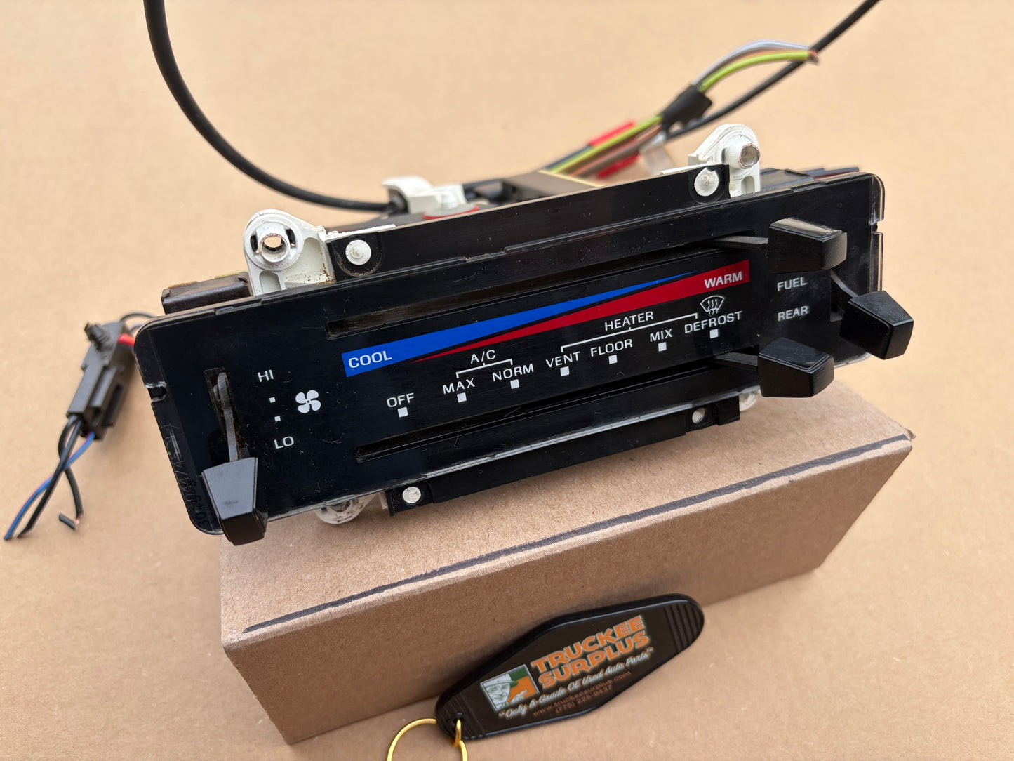 80-86 Ford F150 F250 F350 Bronco XLT OE Climate Control AC Heater Dual Tank