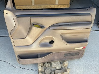 92-96 Ford OBS F-Series OE Door Panels OE Mocha (EXCELLENT)