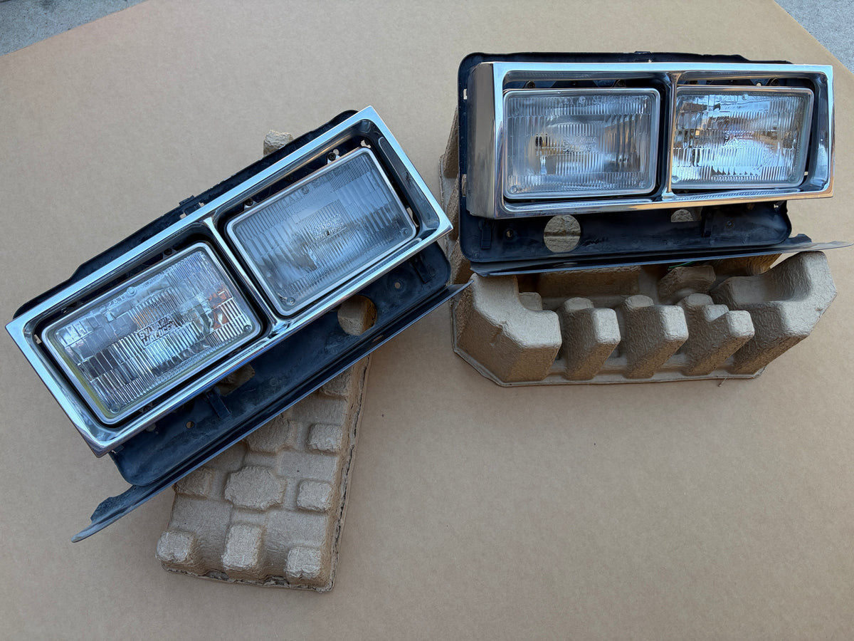 Volvo 740 760 Quad North American Headlights (PAIR)