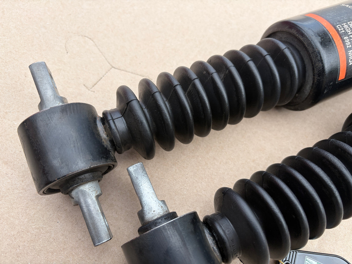 1998-2000 Volvo V70 XC70 Rear Shock Absorbers PAIR Sachs Nivomat 9200014