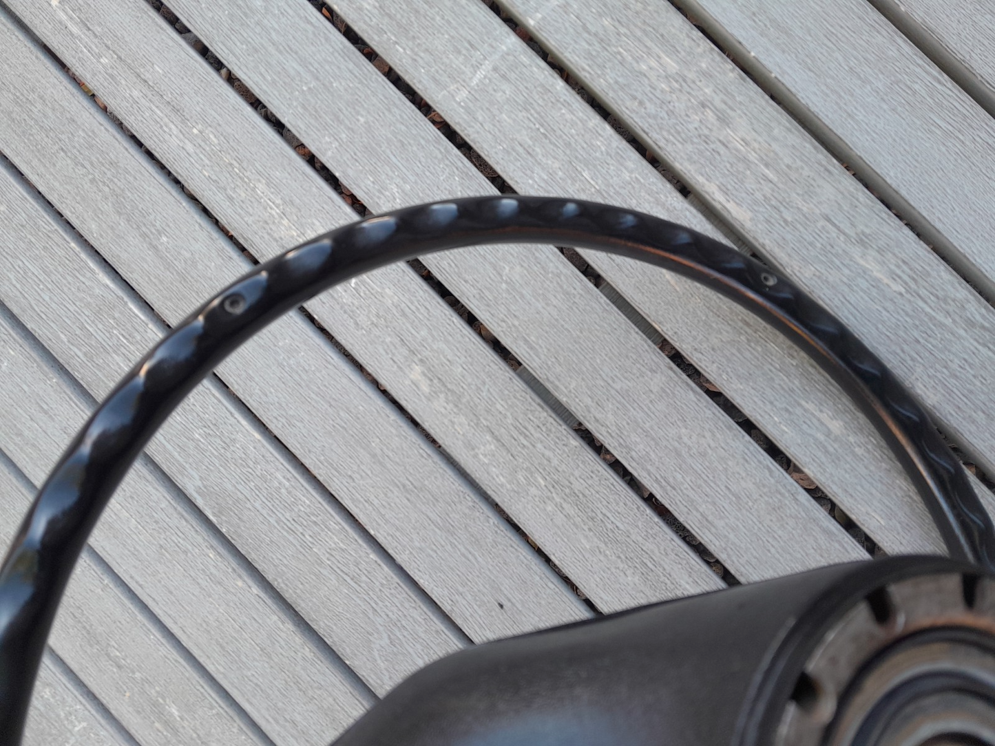 80-86 Ford F150 F250 F350 Bronco OE Steering Wheel (THIN RIM, BLUE MEDALLION)