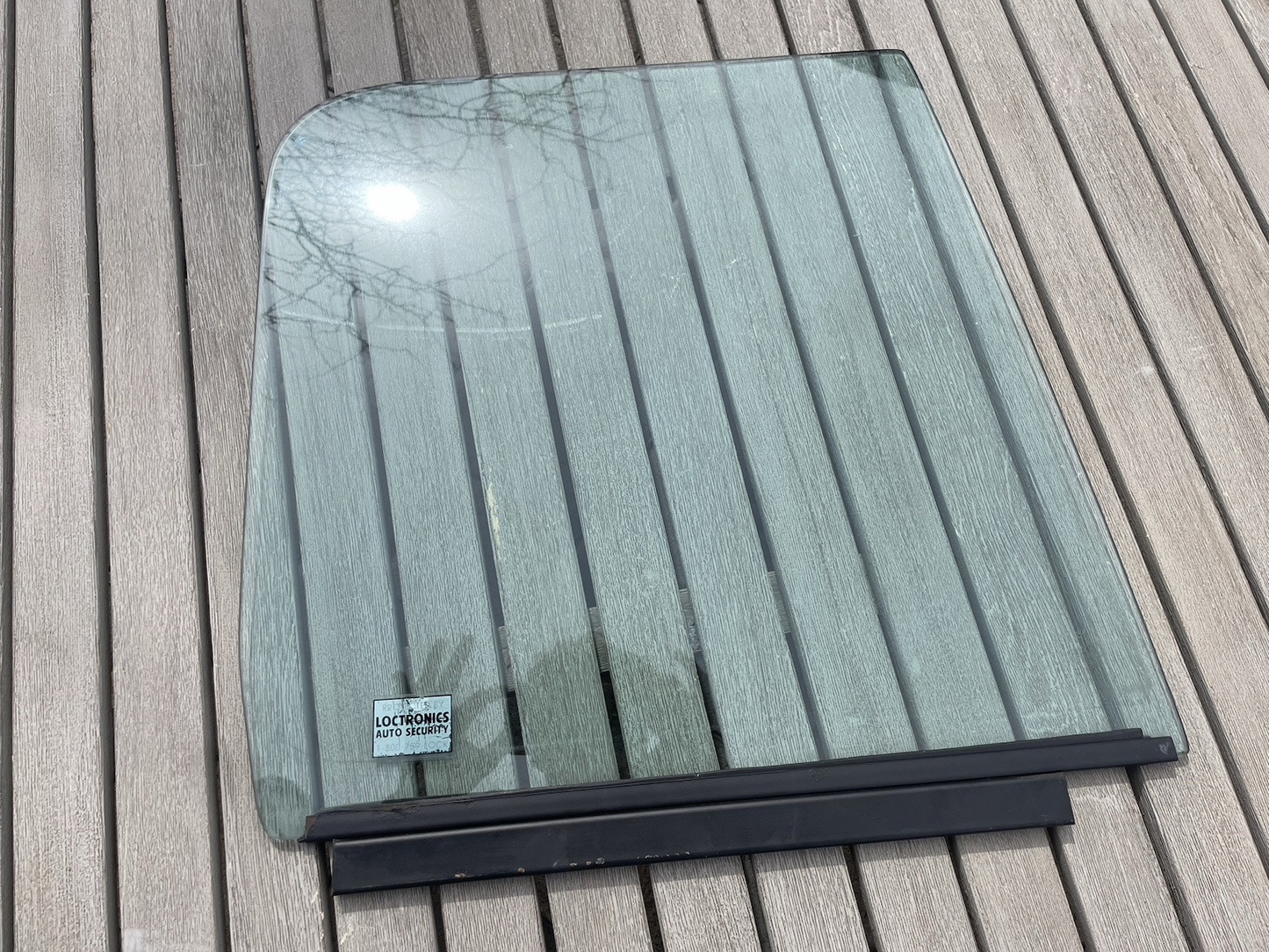 81-95 Chevy Van G10 G20 G30 Passenger Front Door Glass (POWER SASH)