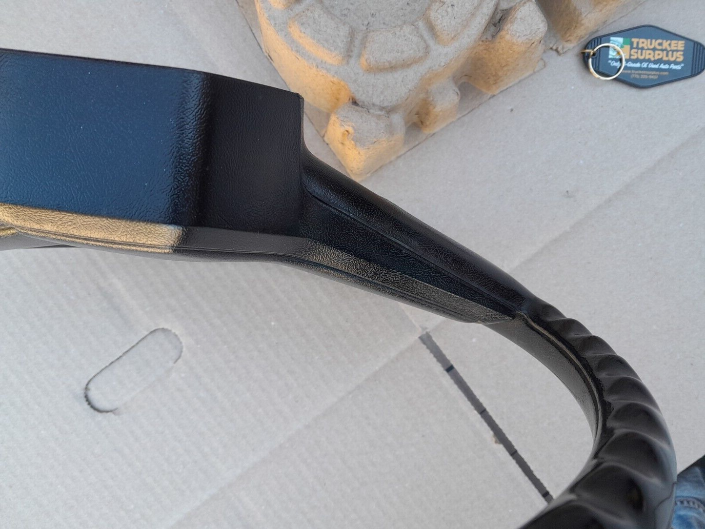 1984-1991 GMC Van Vandura G1500 G2500 G3500 Steering Wheel Black OE