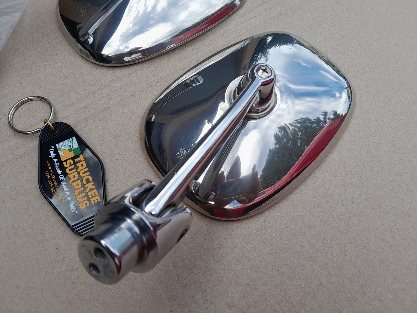 1969-1975 Volvo 164 OE Side View Mirrors (A+)