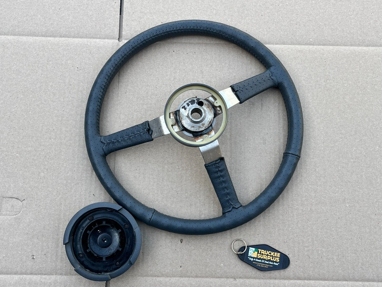 1984-1996 Jeep Cherokee XJ Wrangler YJ OE Steering Wheel Gray