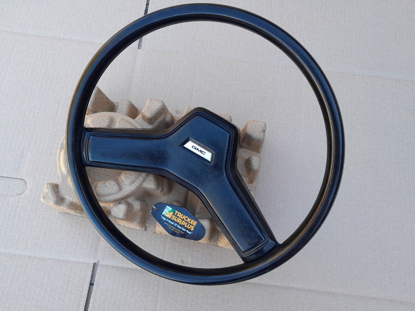1984-1991 GMC Van Vandura G1500 G2500 G3500 Steering Wheel Black OE