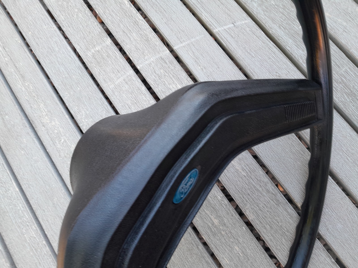 80-86 Ford F150 F250 F350 Bronco OE Steering Wheel (THIN RIM, BLUE MEDALLION)