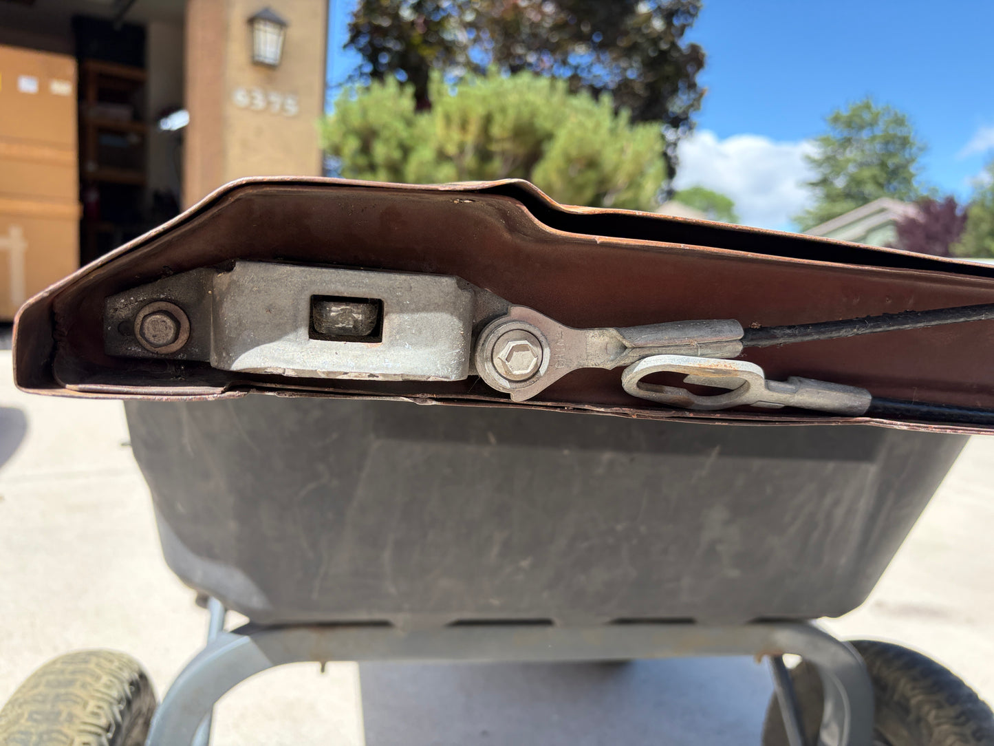 80-86 F-Series BULLNOSE Tailgate with Finish Panel
