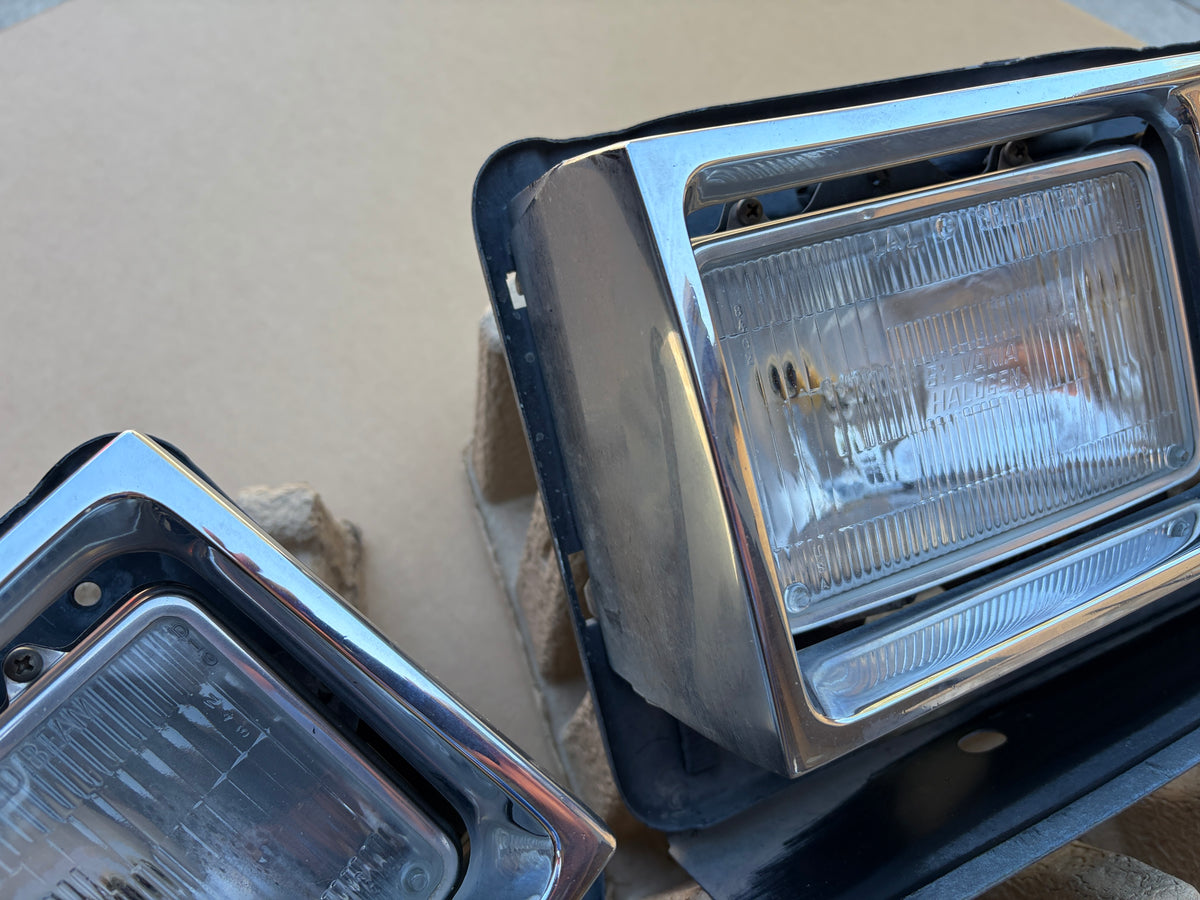 Volvo 740 760 Quad North American Headlights (PAIR)
