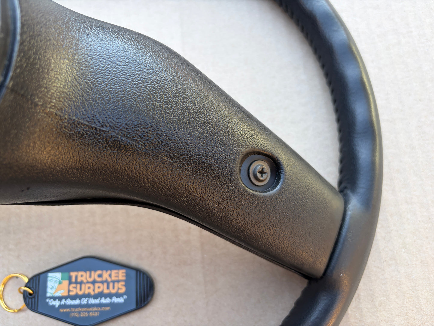 80-86 Ford F150 F250 F350 Bronco OE Steering Wheel (THICK RIM, BLUE MEDALLION)
