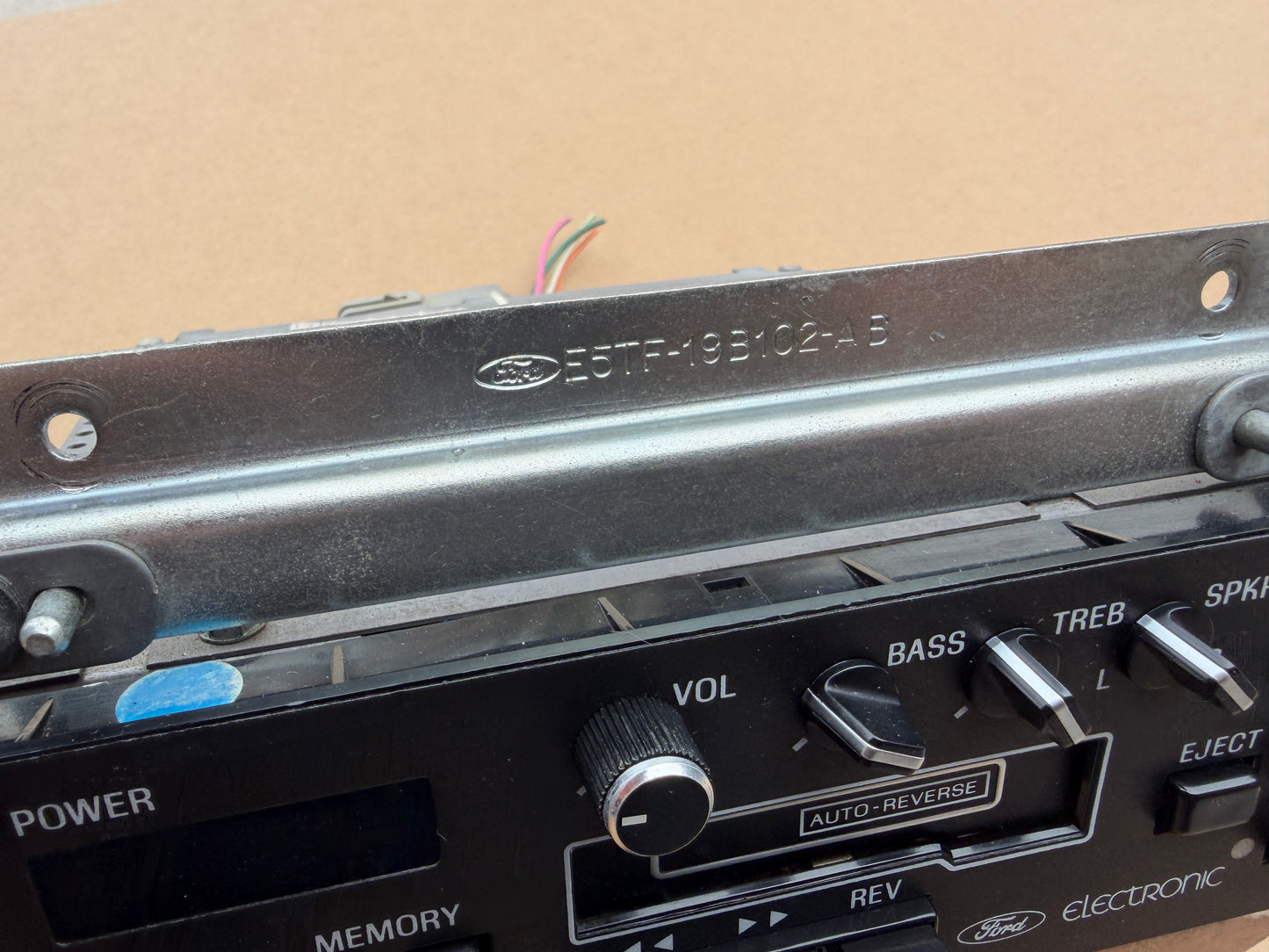 80-86 Ford F150 F250 F350 Bronco XLT OE Cassette Stereo Head Unit