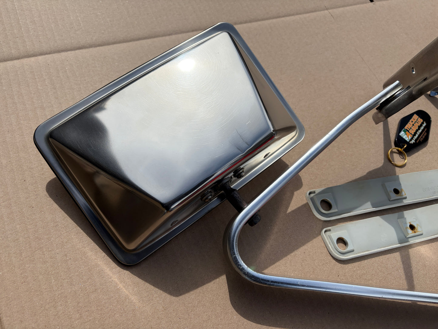 1980-1986 Ford F-SERIES BULLNOSE 6-HOLE SWING LOCK OE Side View Mirrors