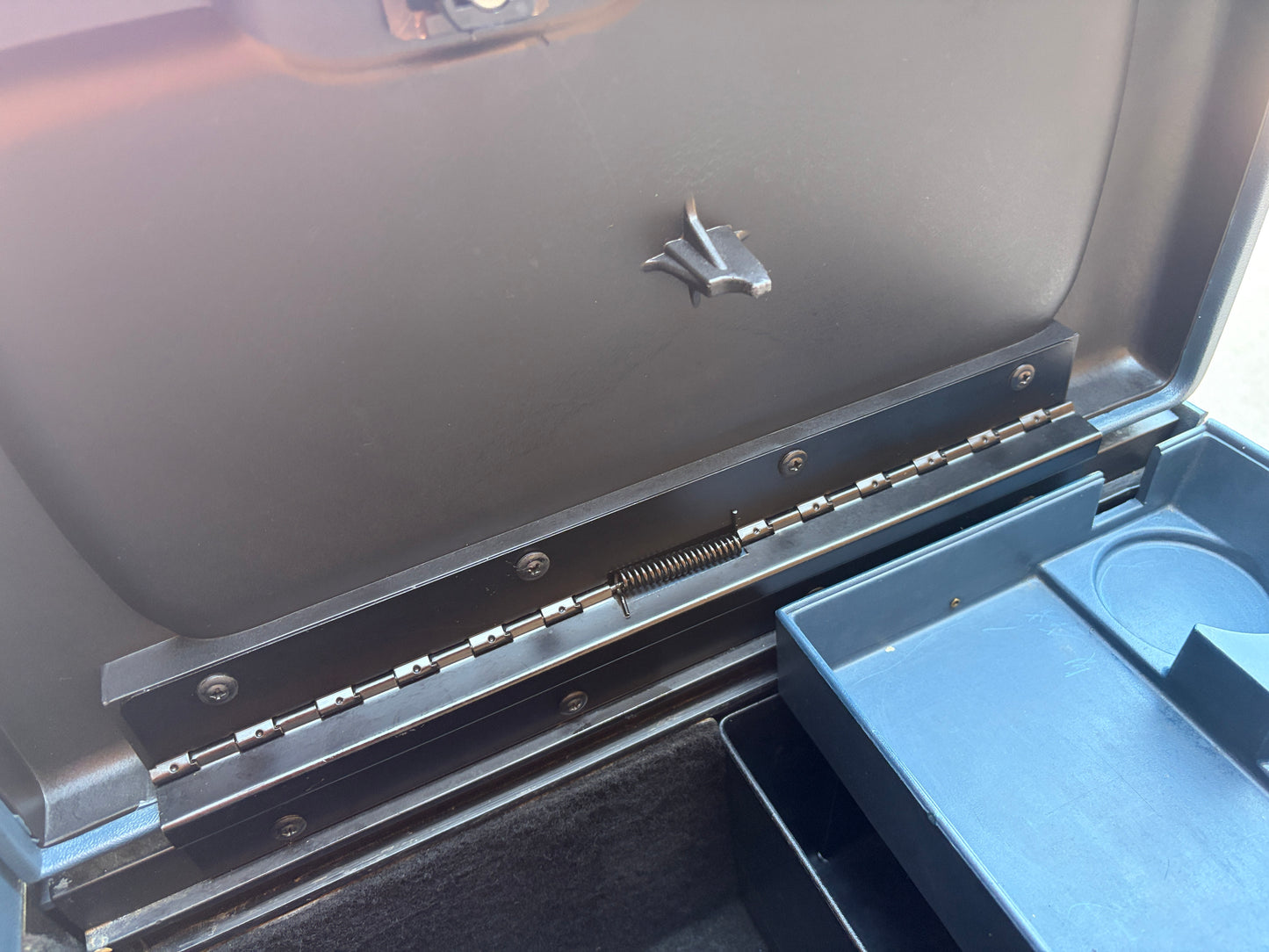 88-94 Chevrolet GMC Truck Center Console Silverado Sierra Suburban BLUE (A+)