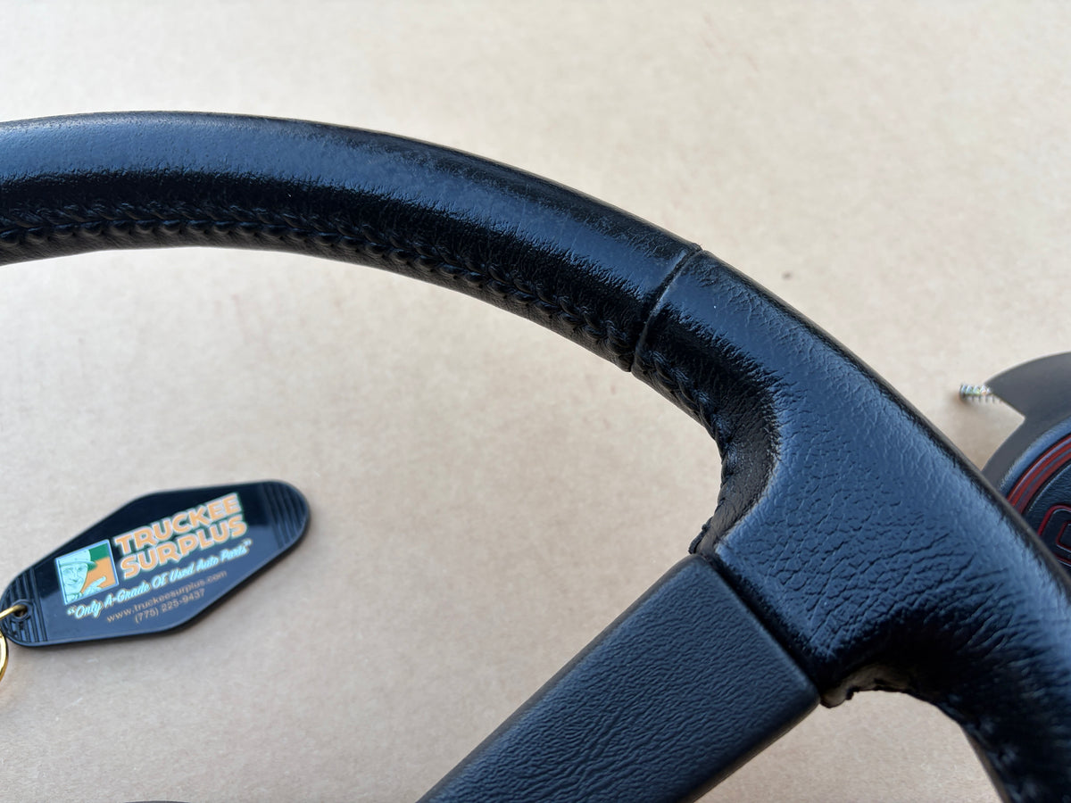 1988-1994 Chevrolet GMC Truck Suburban Blazer Steering Wheel LEATHER (ULTRA RARE) 17999237