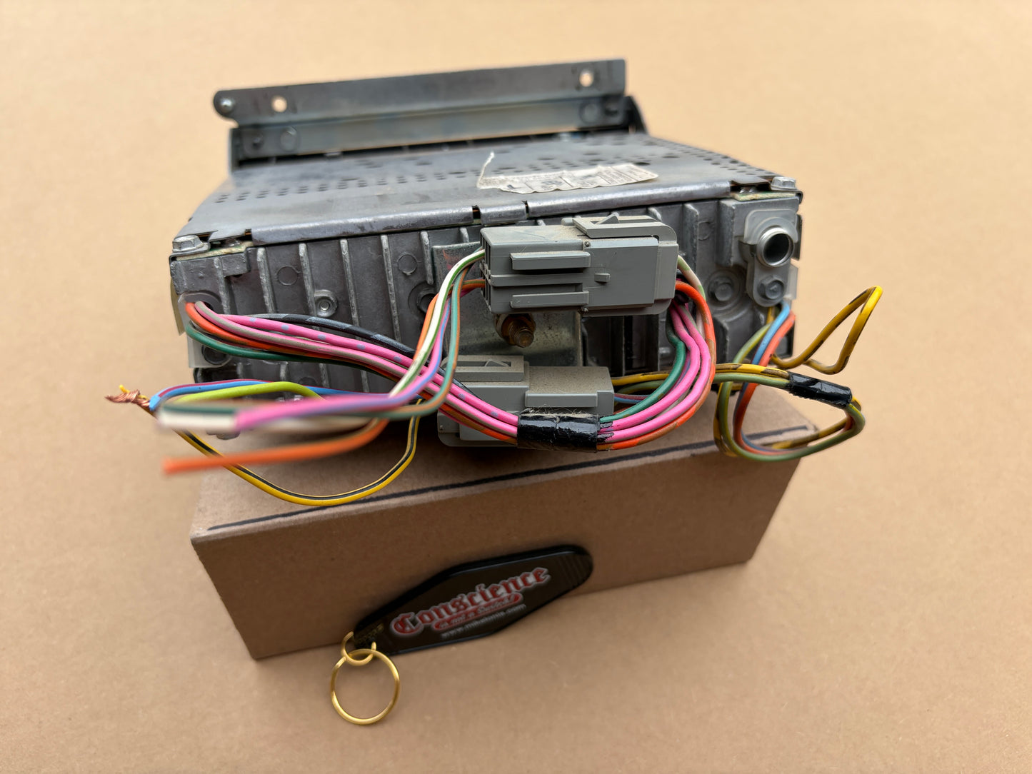 80-86 Ford F150 F250 F350 Bronco XLT OE Cassette Stereo Head Unit