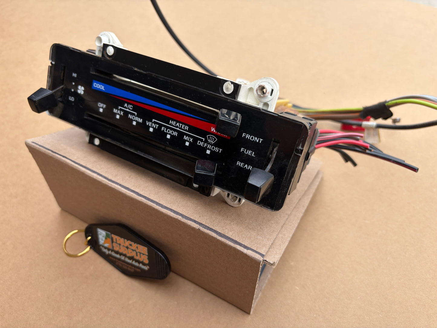 80-86 Ford F150 F250 F350 Bronco XLT OE Climate Control AC Heater Dual Tank