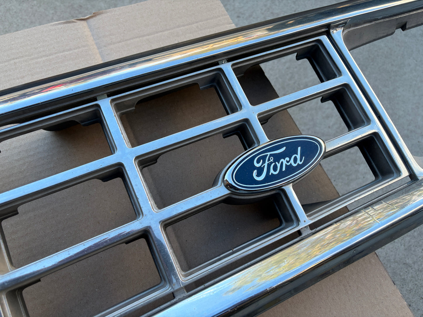 83-88 Ford Ranger OE Grill