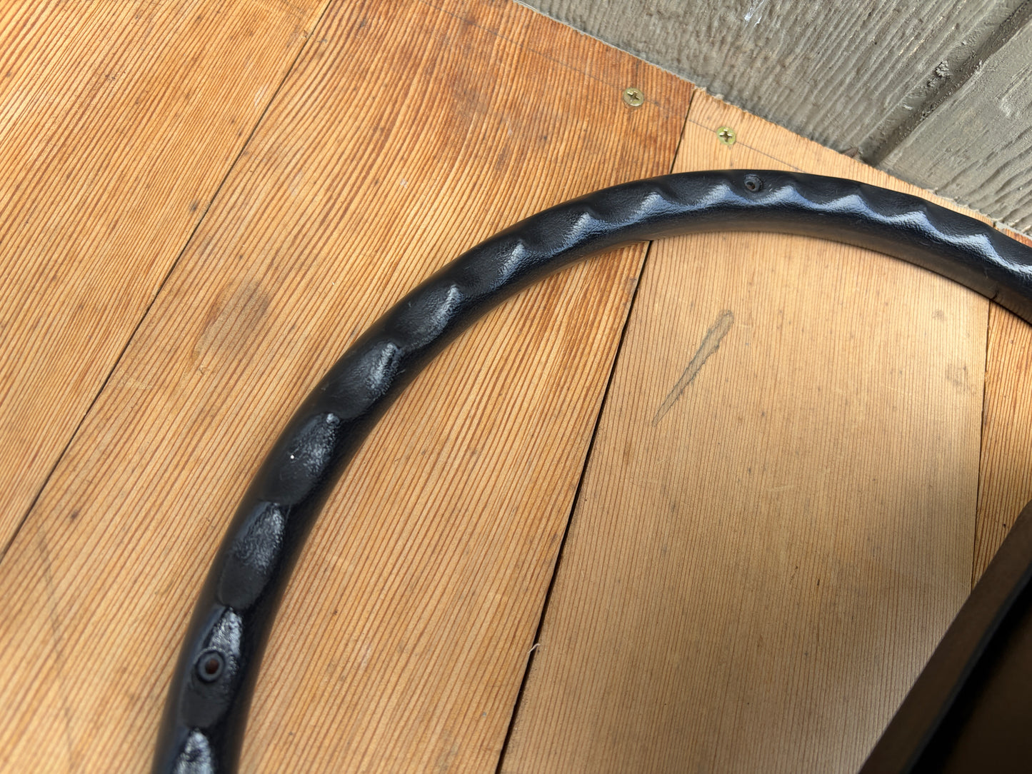 80-86 Ford F150 F250 F350 Bronco OE Steering Wheel (CRUISE / WOODGRAIN)