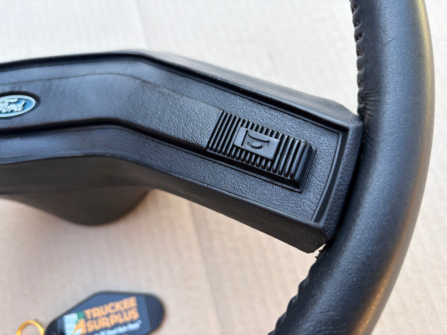 80-86 Ford F150 F250 F350 Bronco OE Steering Wheel (THICK RIM, BLUE MEDALLION)