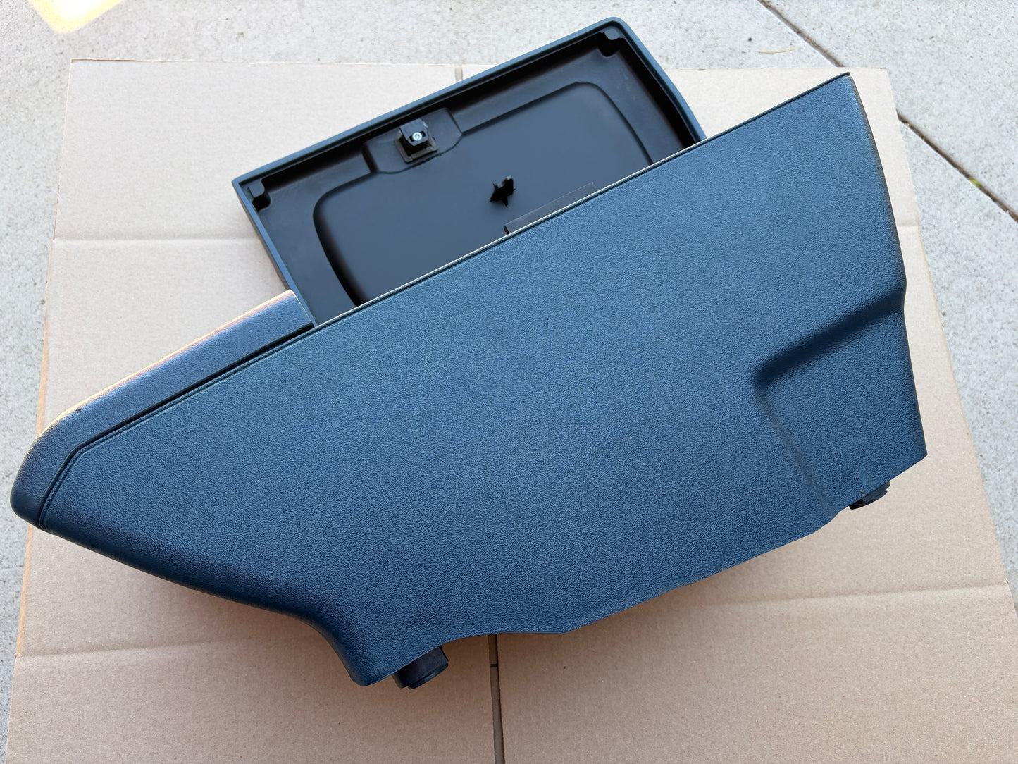 88-94 Chevrolet GMC Truck Center Console Silverado Sierra Suburban BLUE (A+)