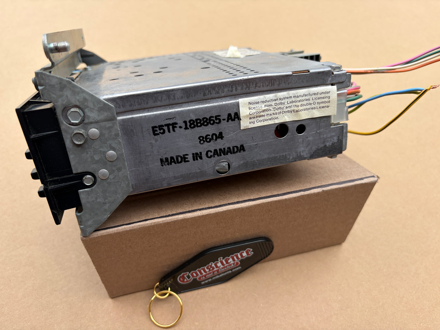80-86 Ford F150 F250 F350 Bronco XLT OE Cassette Stereo Head Unit