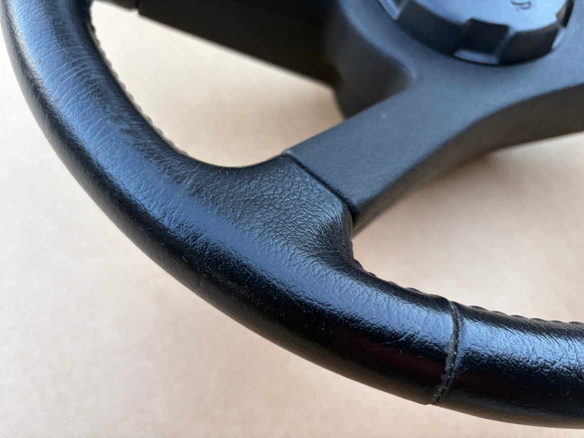 1988-1994 Chevrolet GMC Truck Suburban Blazer Steering Wheel LEATHER (ULTRA RARE) 17999237