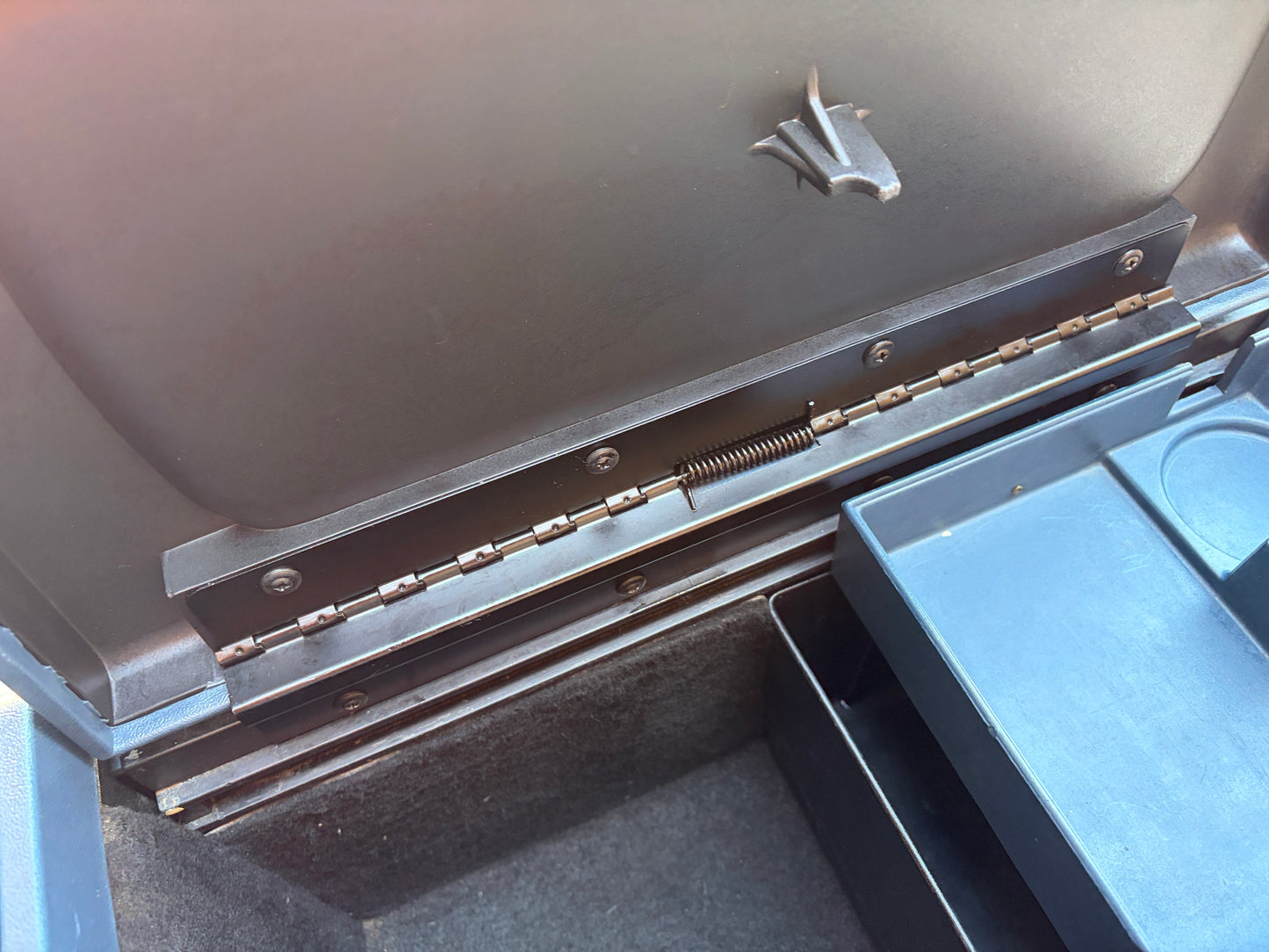 88-94 Chevrolet GMC Truck Center Console Silverado Sierra Suburban BLUE (A+)