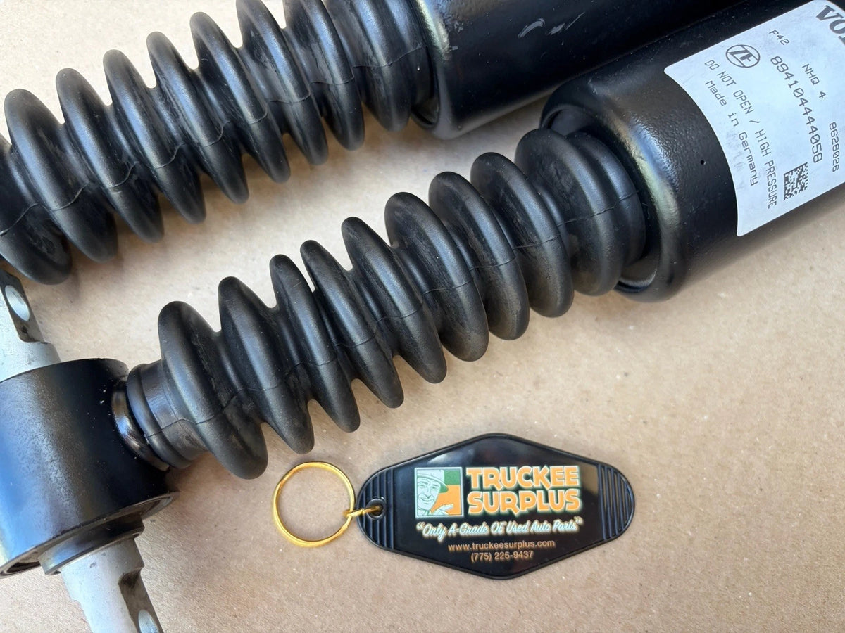 1998-2000 Volvo V70 XC70 Rear Shock Absorbers PAIR Sachs Nivomat 8626026 (A+)