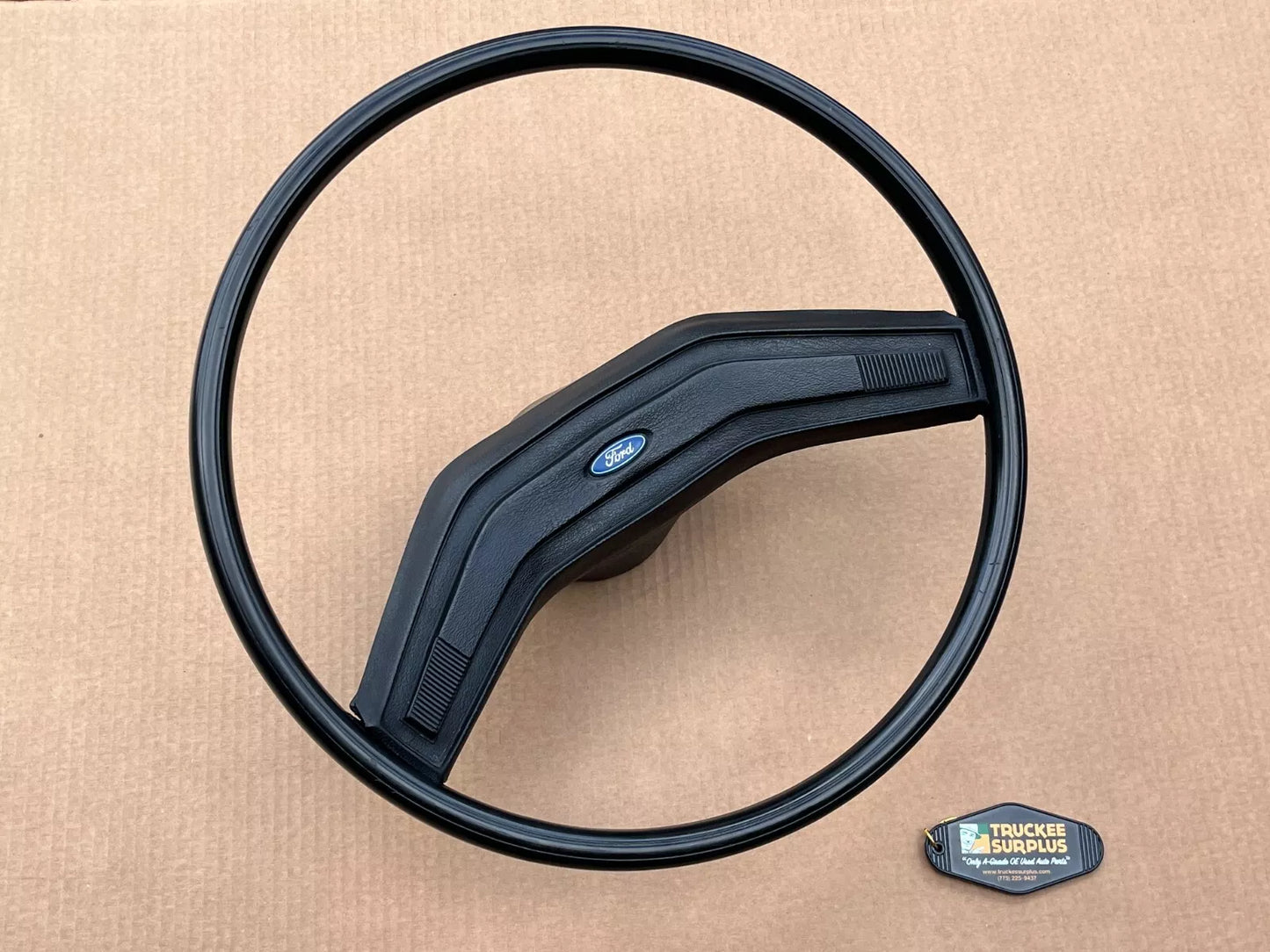 1980-1986 Ford F150 F250 F350 Bronco OE Steering Wheel (THIN RIM, BLUE MEDALLION) D5AW-3D758