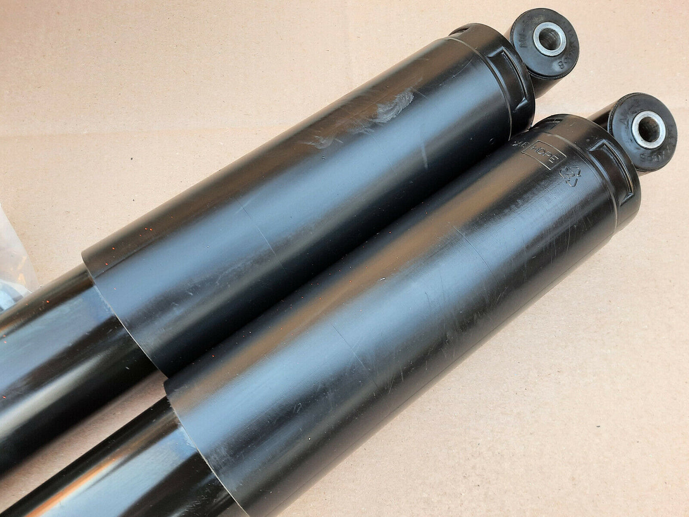 20002006 Chevrolet Tahoe GMC Yukon 4WD SACHS Self Leveling Rear Shock