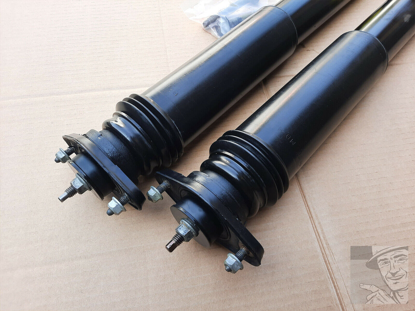 Original Equipment (OE) self-leveling rear shock absorbers for 2004 2005 2006 2007 2008 2009 Cadillac SRX with FE1 Soft Ride Suspension. SACHS Part Number 21992495. Interchange ACDELCO 540521, SACHS 444227, MONROE 40055, SACHS 25760167